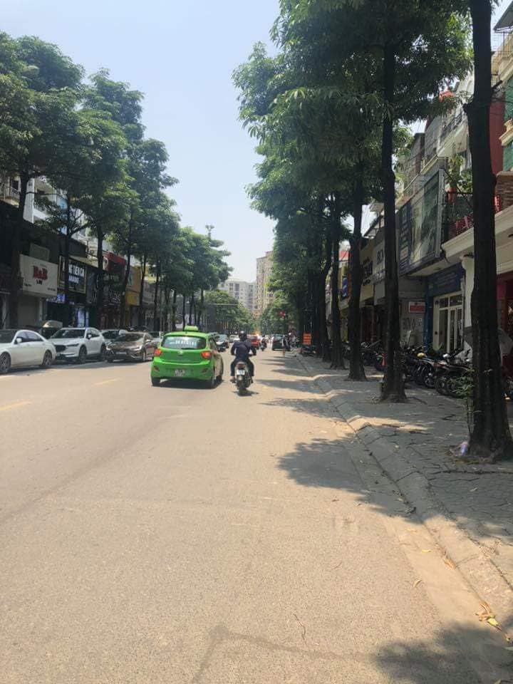 Nhà mặt phố Trần Đại Nghĩa quận Hai Bà Trưng Kinh doanh sầm uất 100m2 mặt tiền 7.2 m 18 tỷ